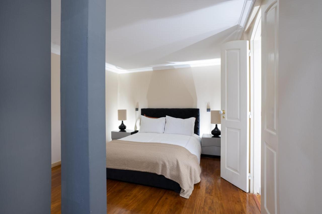 Charming Apt In Historic House コインブラ エクステリア 写真